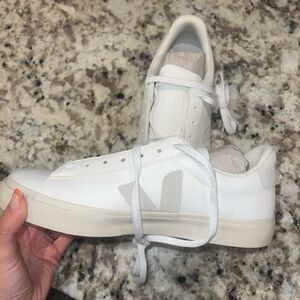 New VEJA Campo Sneaker EXTRA WHITE NATURAL SUEDE Size 9